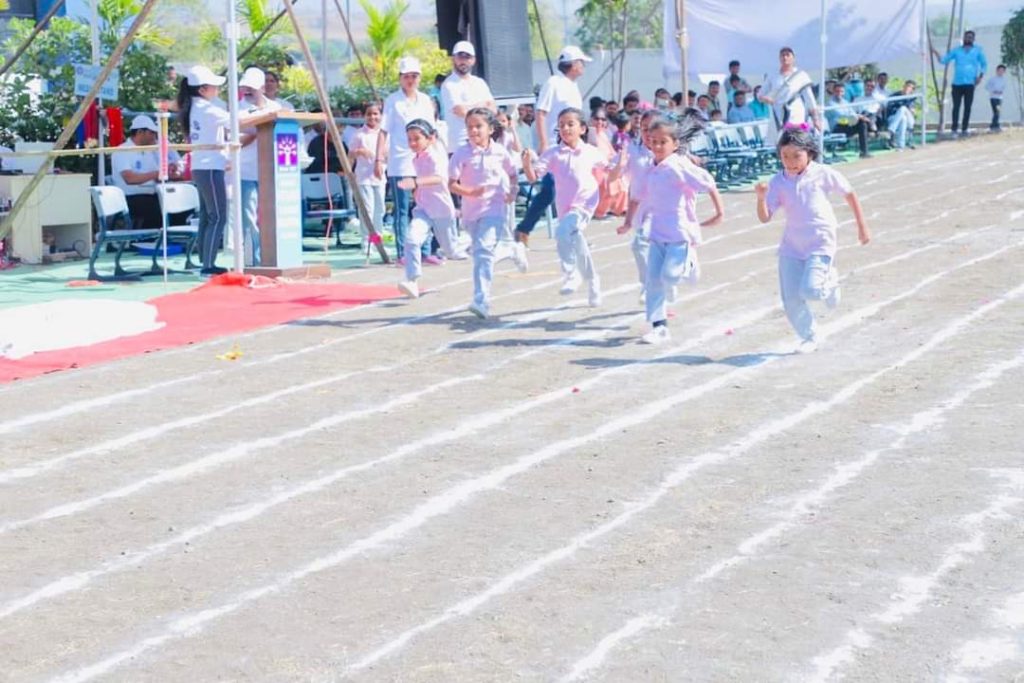 If you have mental physical and competitive fitness nothing can stop you from success - Laxmikant Khichi, jamkhed Podar Learn School celebrates two-day sports day with great enthusiasm