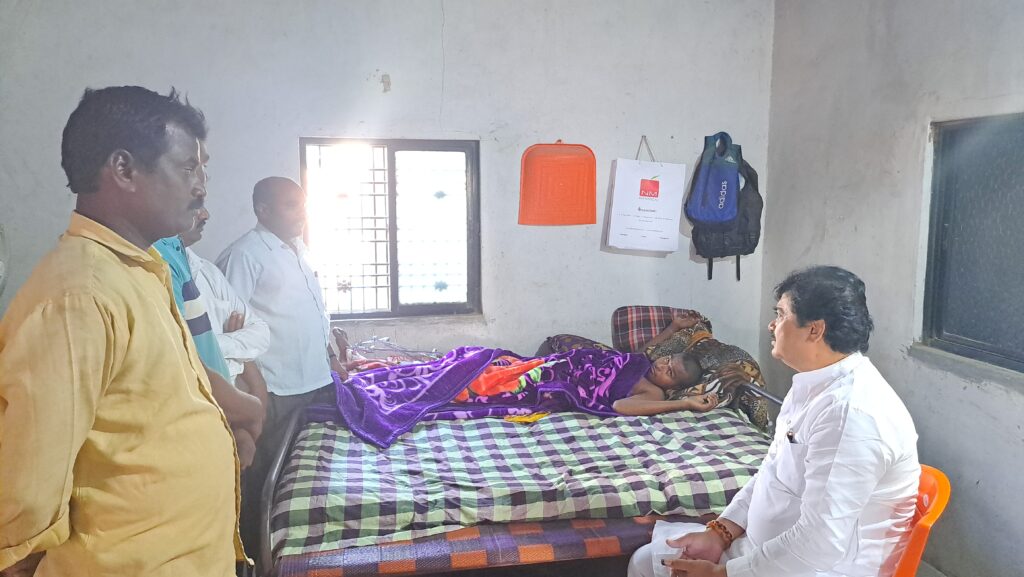 Karjat, financial assistance of one lakh from Chief Minister's Assistance Fund to injured patient, MLA Ram Shinde visited patient in Bitkewadi, don't worry I am with you,