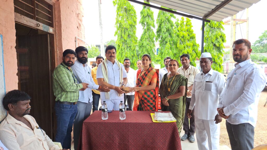 jamkhed, students received unique gift from president of kavadgaon school management committee on  occasion of independence day 2023, distribution of school materials by mla ram shinde