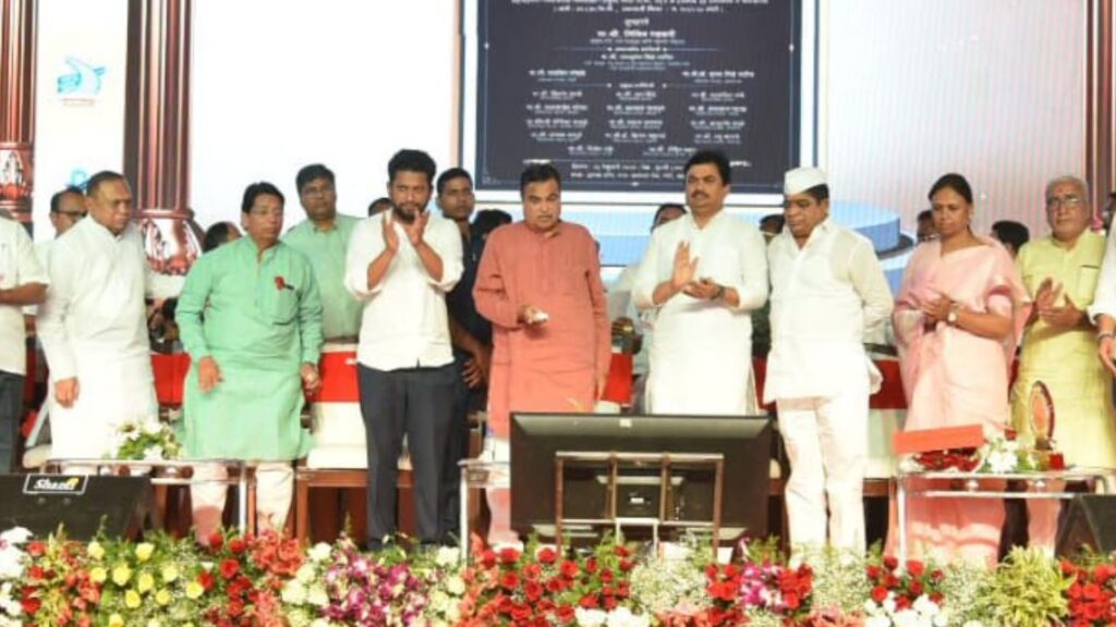 Approval of 3 new roads worth Rs 1420 crore in Ahmednagar district, fate of Jamkhed-Ahmednagar road will also brighten, Nitin Gadkari announced, Ahmednagar to Sabalkhed Ashti Chinchpur road approved 670 crores, 