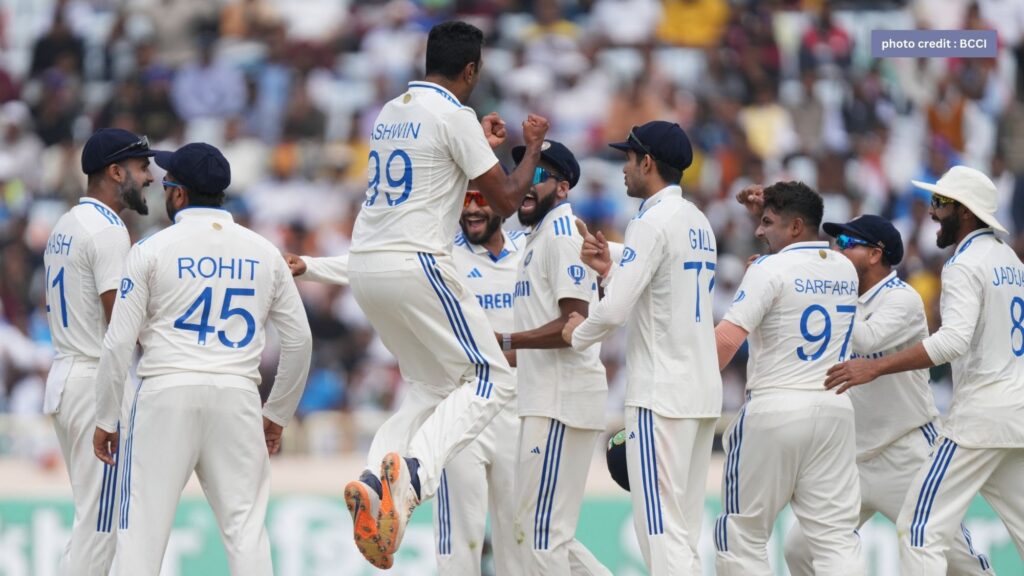 England capitulate to magical spin of R Ashwin Kuldeep Yadav, India's grip on Ranchi Test, India need 152 runs to win