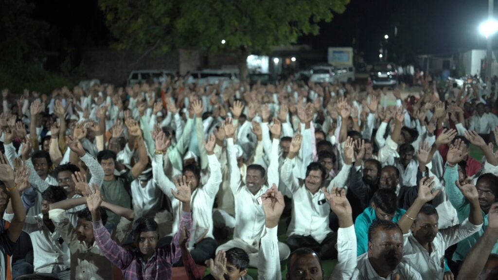 Karjat Jamkhed News, NCP SP Youth leader Kiran Pavane joins BJP with hundreds of supporters, Kiran Pavane's demonstration of power in Jalakewadi is discussion in Karjat jamkhed constituency,