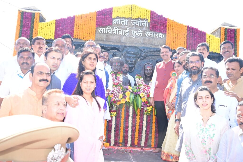 Legislative Council Chairman Ram Shinde along with Chief Minister Devendra Fadnavis saluted Savitribai Phule in Naigaon satara, Savitribai Phule Jayanti 2025, latest marathi news, 